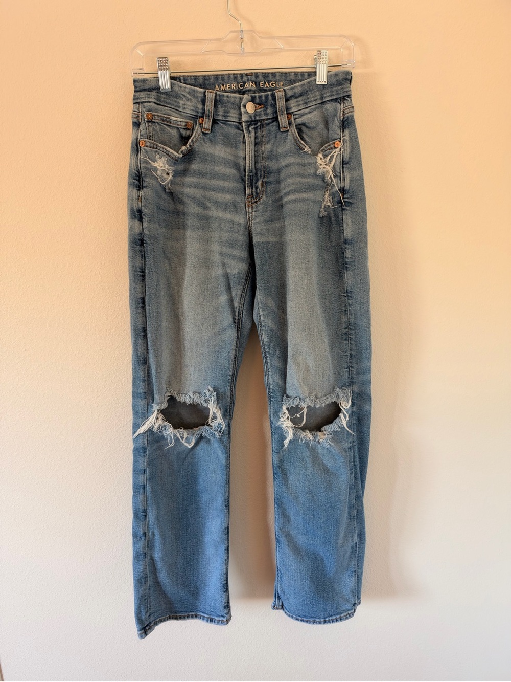 American Eagle Women’s Curvy Straight Distressed Denim Jeans in Blue Size 6